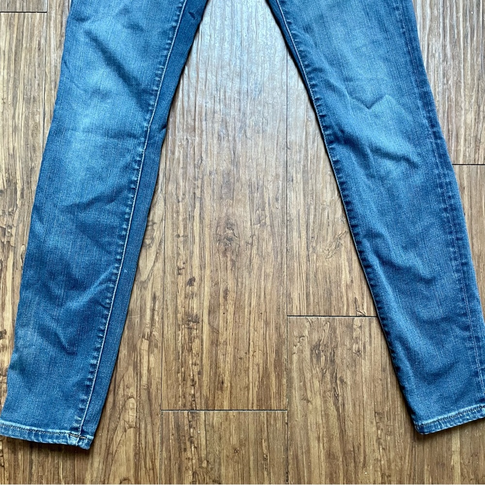 Madewell Mid-Rise Roadtripper Authentic Jeans (26) - Picture 4 of 9